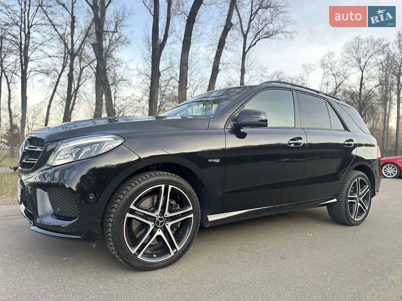 Mercedes-benz Gle-class (2016)