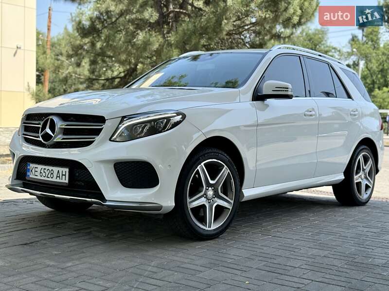 Mercedes-benz Gle-class (2015)