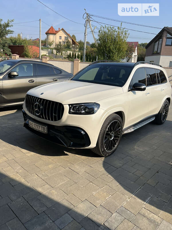 Mercedes-benz Gls-class (2022)