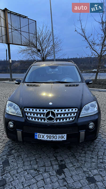 Mercedes-benz M-class (2005)