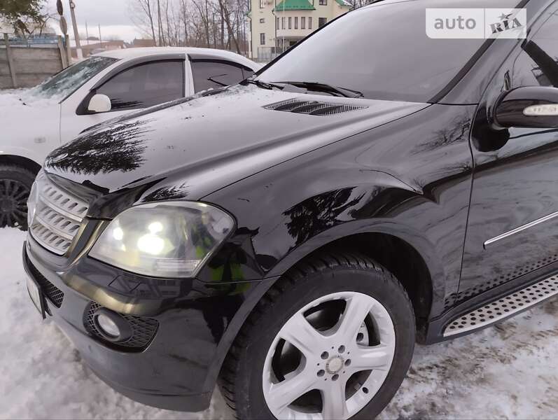Mercedes-benz M-class (2006)