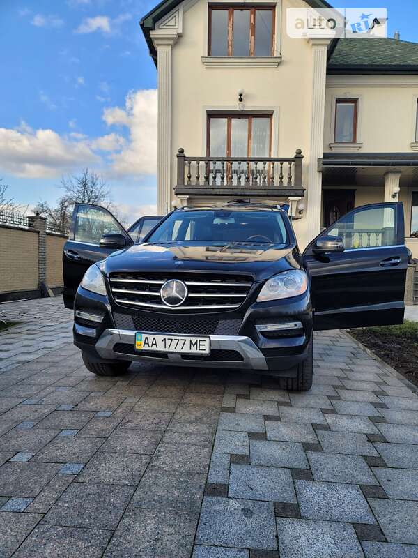 Mercedes-benz M-class (2011)