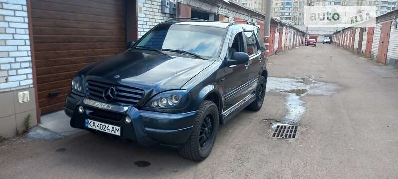 Mercedes-benz M-class (2000)