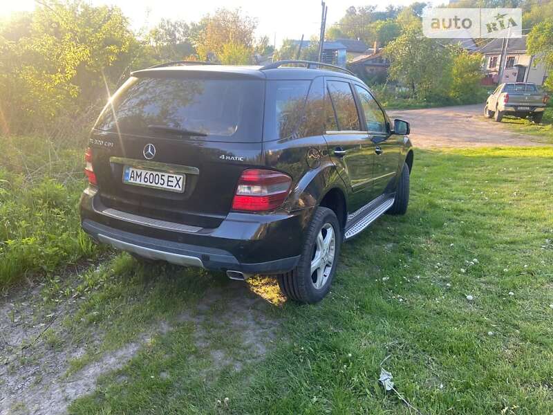 Mercedes-benz M-class (2007)