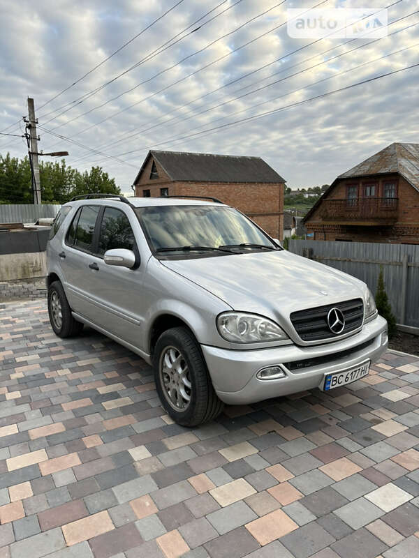Mercedes-benz M-class (2002)