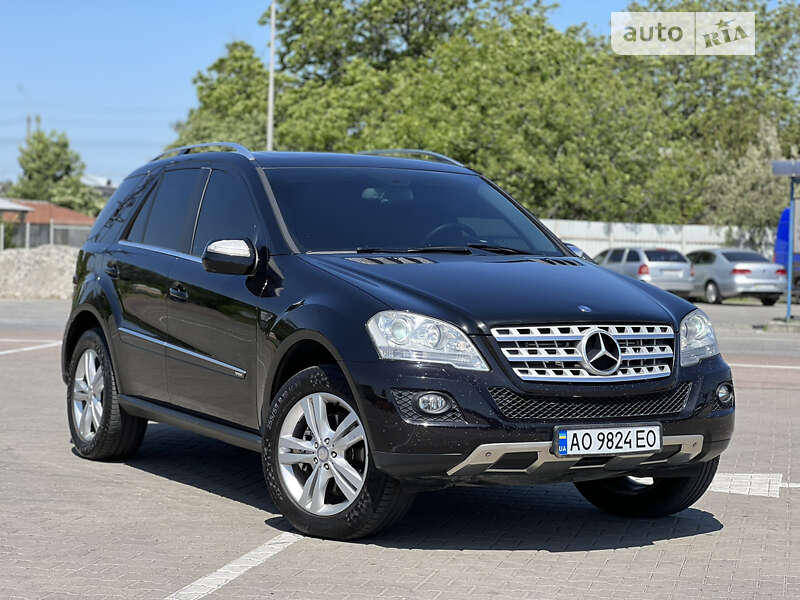 Mercedes-benz M-class (2009)