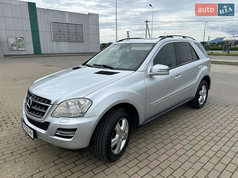 Mercedes-benz M-class (2010)