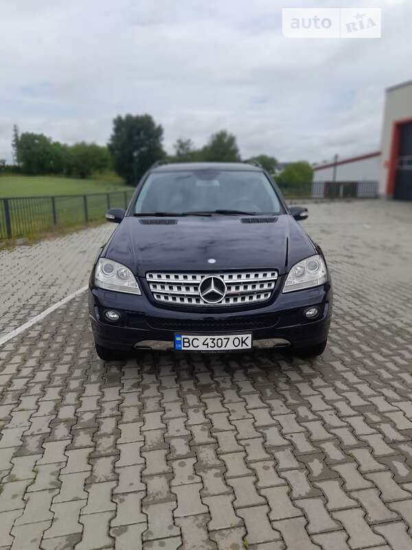 Mercedes-benz M-class (2007)