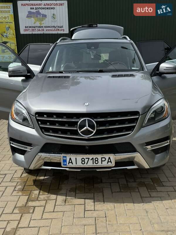 Mercedes-benz M-class (2015)