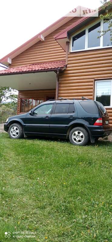 Mercedes-benz M-class (2002)