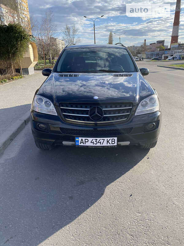 Mercedes-benz M-class (2006)