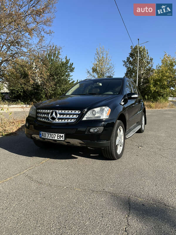 Mercedes-benz M-class (2008)