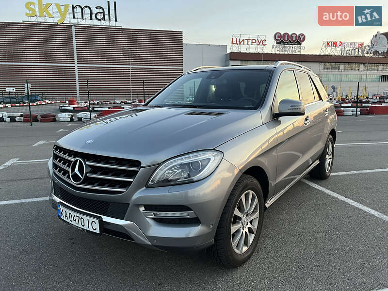Mercedes-benz M-class (2012)