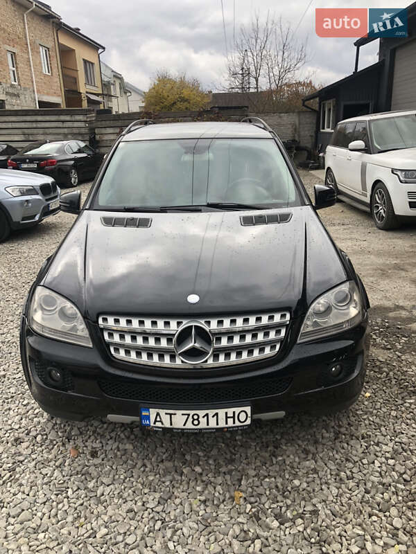Mercedes-benz M-class (2006)