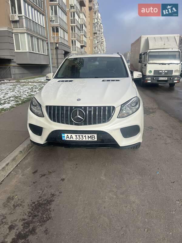 Mercedes-benz M-class (2012)