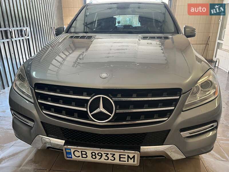 Mercedes-benz M-class (2012)