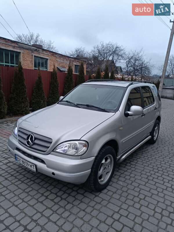 Mercedes-benz M-class (1998)