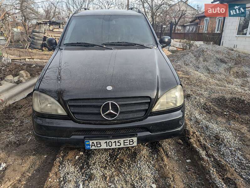 Mercedes-benz M-class (2000)