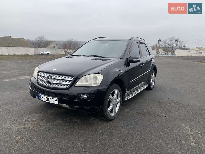 Mercedes-benz M-class (2008)
