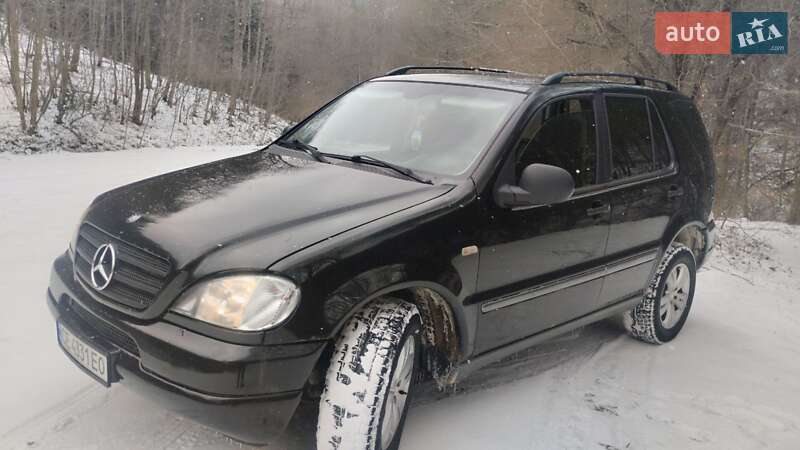 Mercedes-benz M-class (2001)