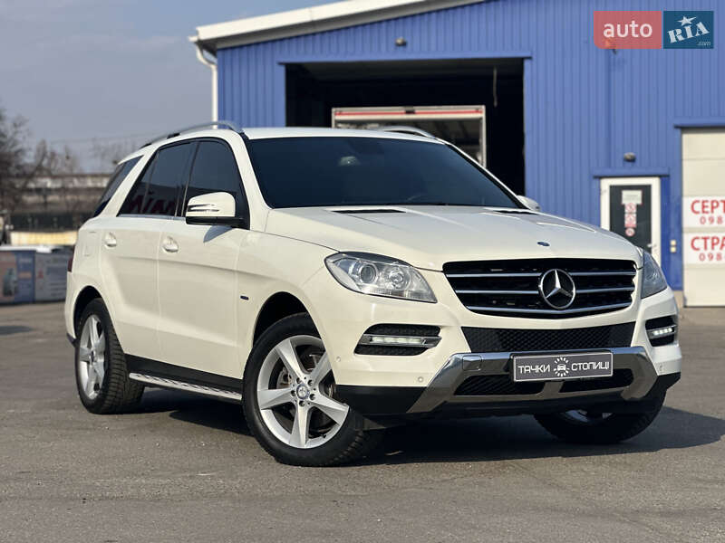 Mercedes-benz M-class (2011)