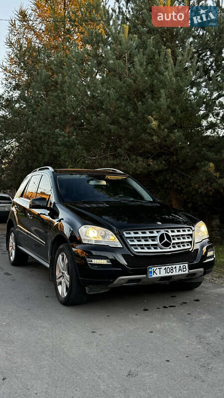 Mercedes-benz M-class (2010)