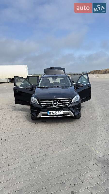 Mercedes-benz M-class (2014)