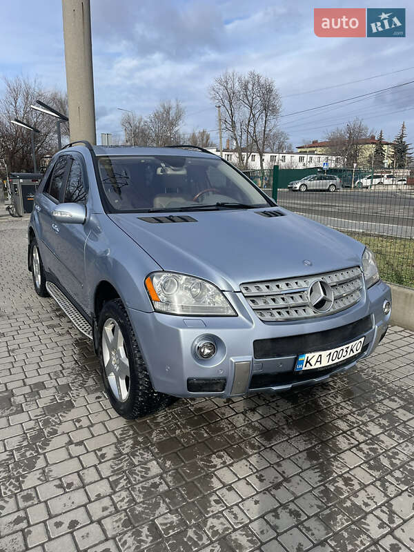 Mercedes-benz M-class (2006)