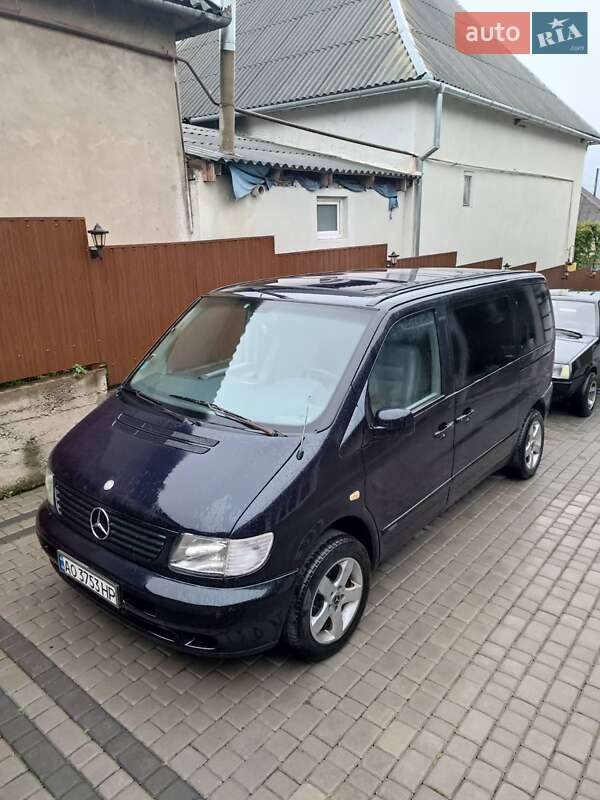 Mercedes-benz V-class (2000)