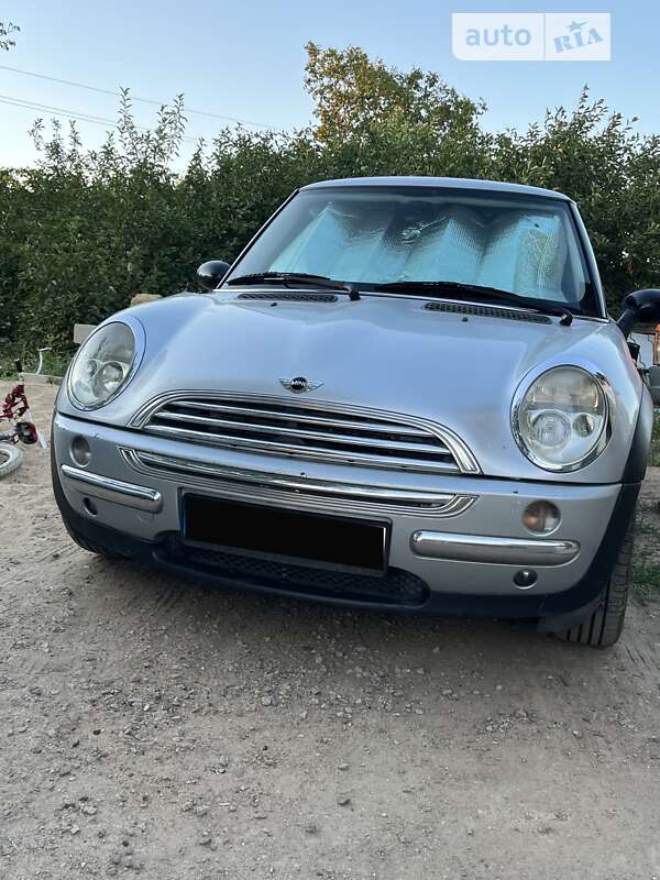 Mini One (2004)