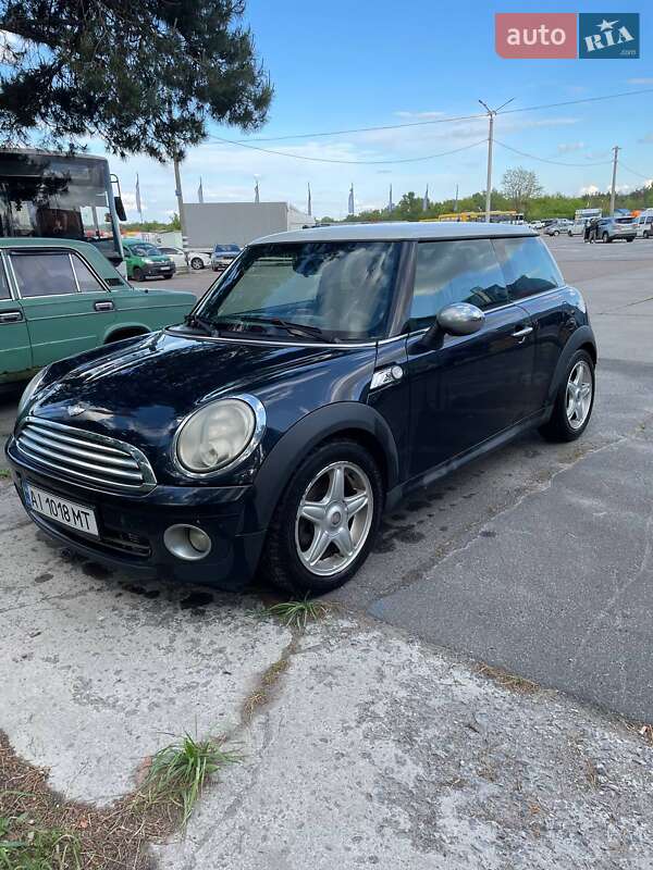 Mini Cooper (2007)