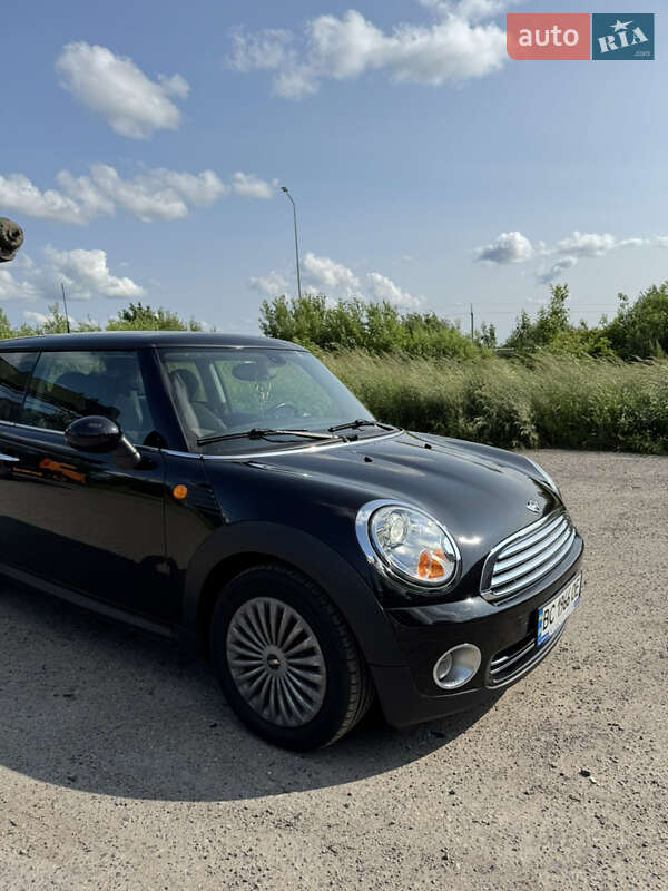 Mini Cooper (2009)