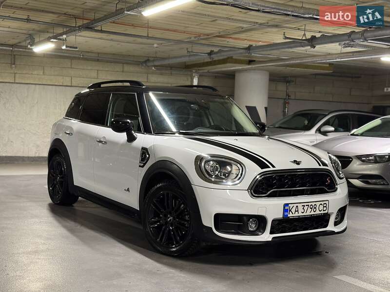Mini Countryman (2019)