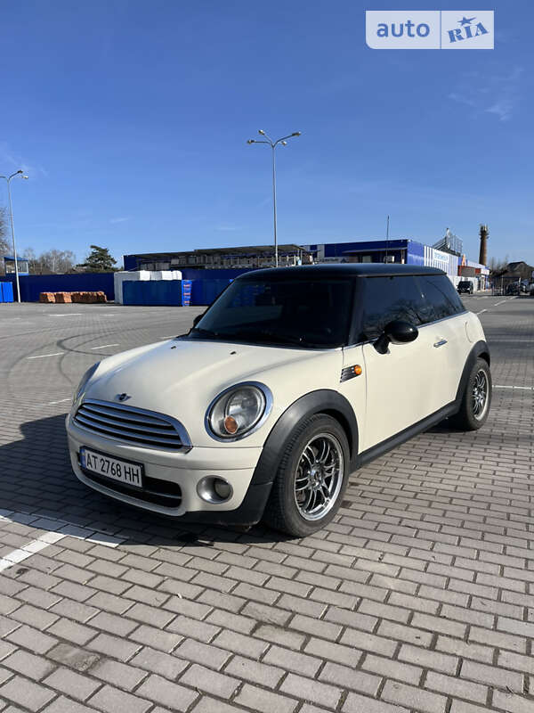 Mini Hatch (2007)