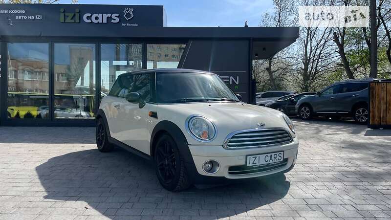Mini Cooper (2013)