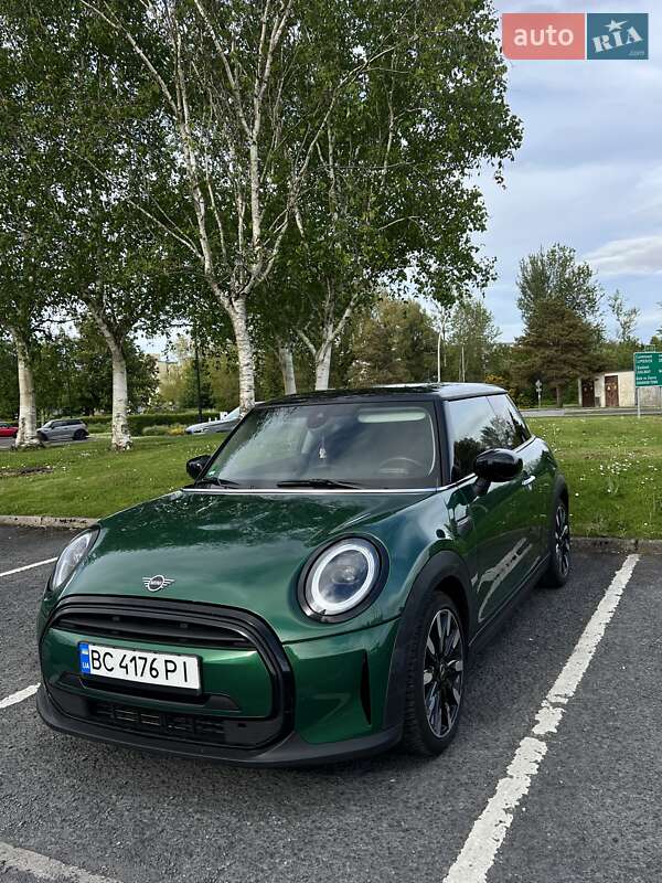 Mini Cooper (2021)