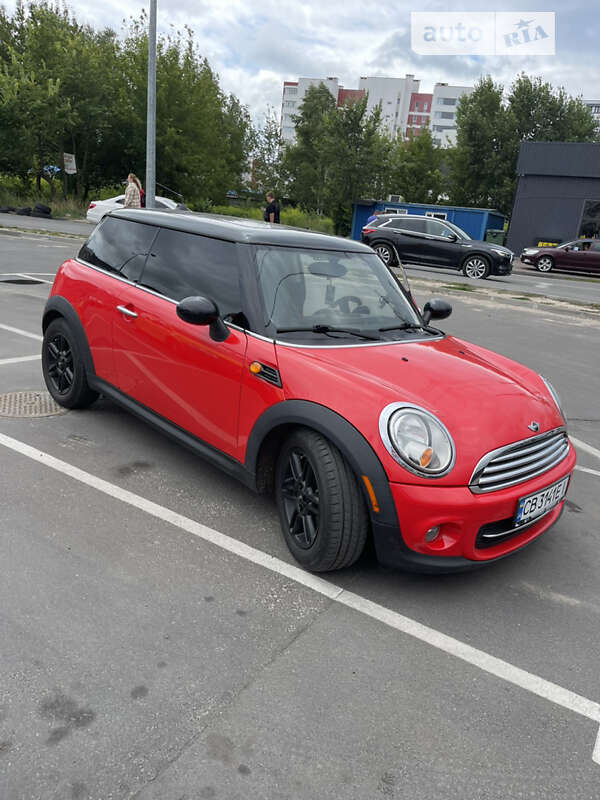 Mini Cooper (2011)