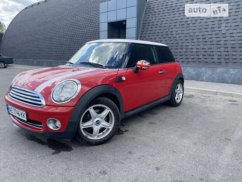 Mini Cooper (2007)