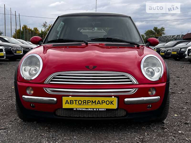 Mini Hatch (2001)