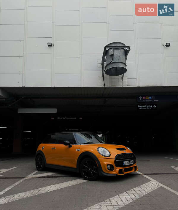 Mini Cooper (2014)