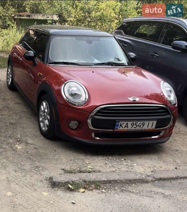 Mini Hatch (2014)