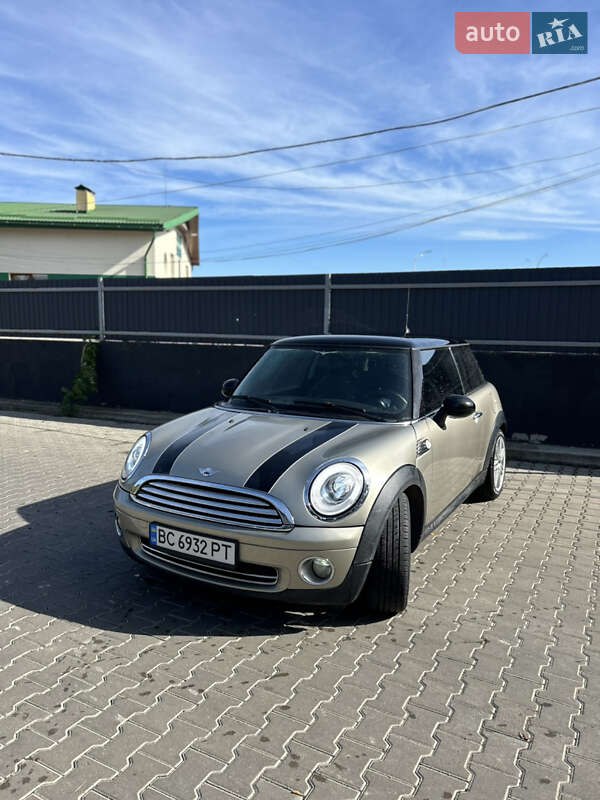 Mini Hatch (2007)