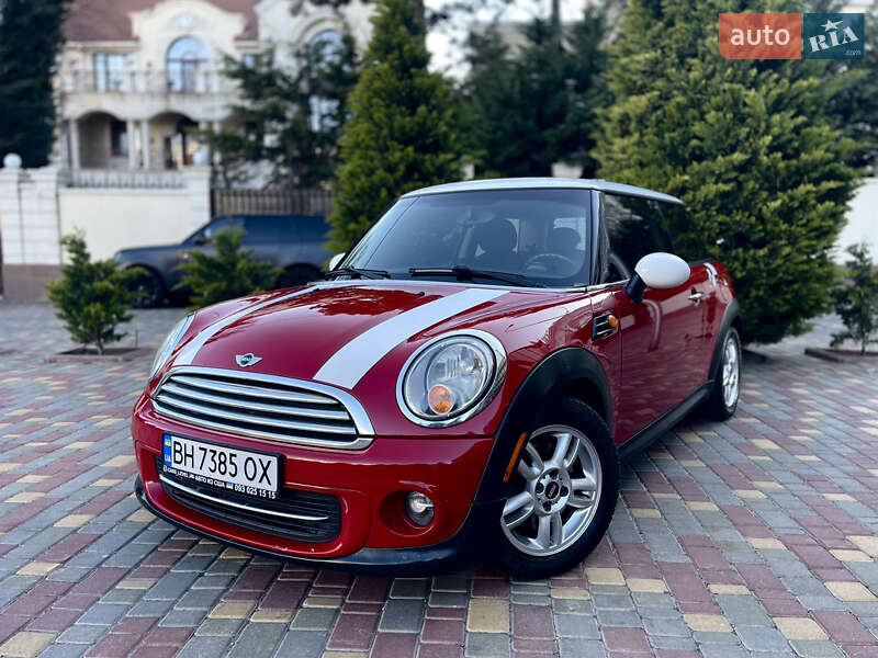 Mini Hatch (2012)