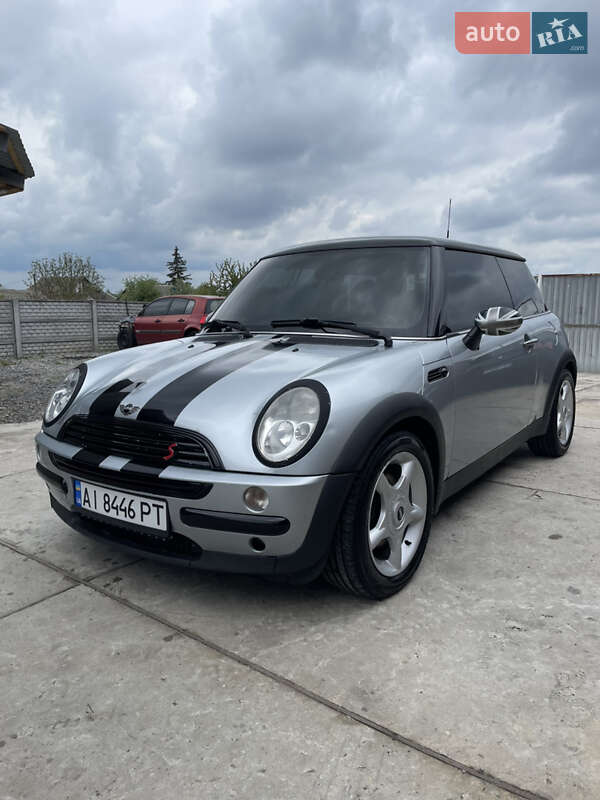 Mini Hatch (2002)