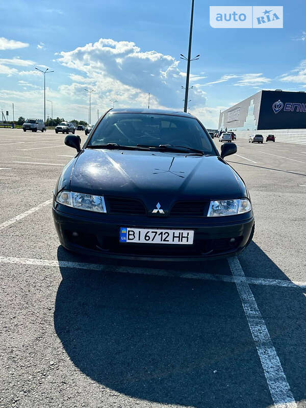 Mitsubishi Carisma (2003)