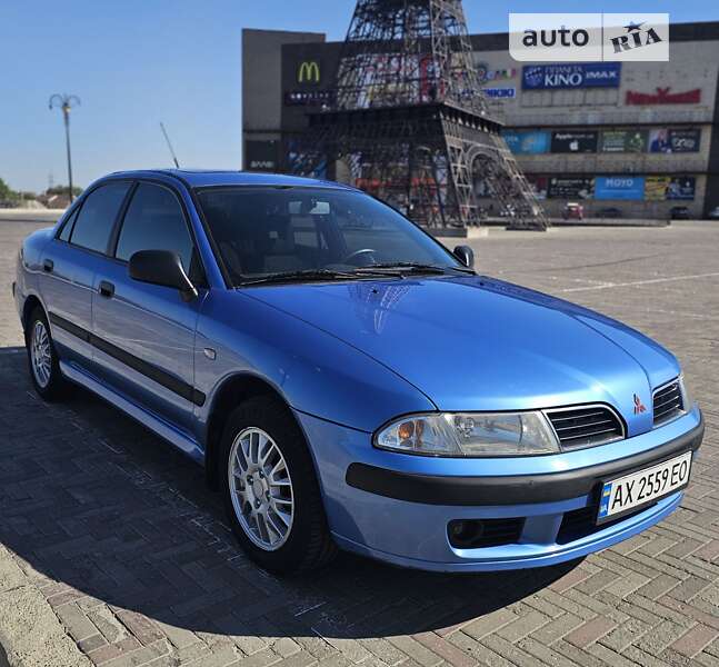 Mitsubishi Carisma (2002)