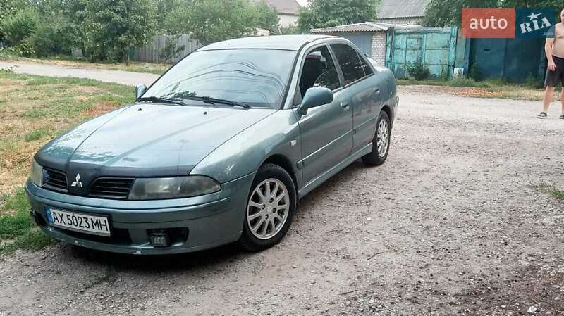 Mitsubishi Carisma (2003)