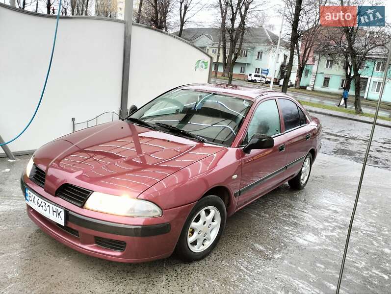 Mitsubishi Carisma (2000)