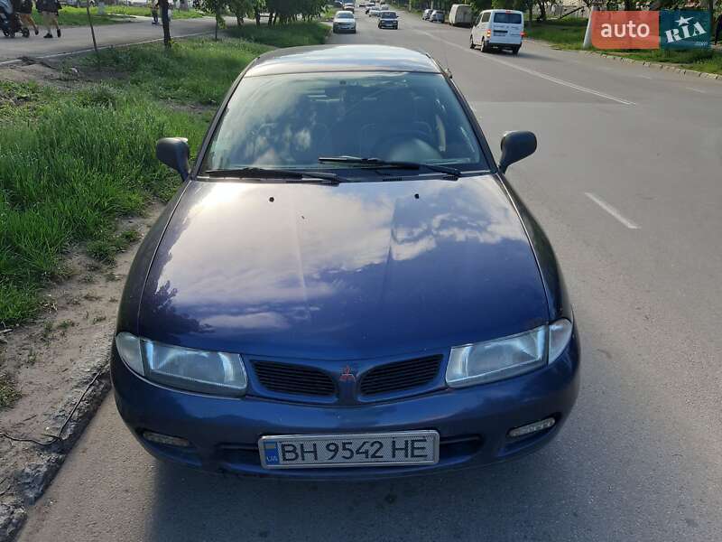 Mitsubishi Carisma (1996)