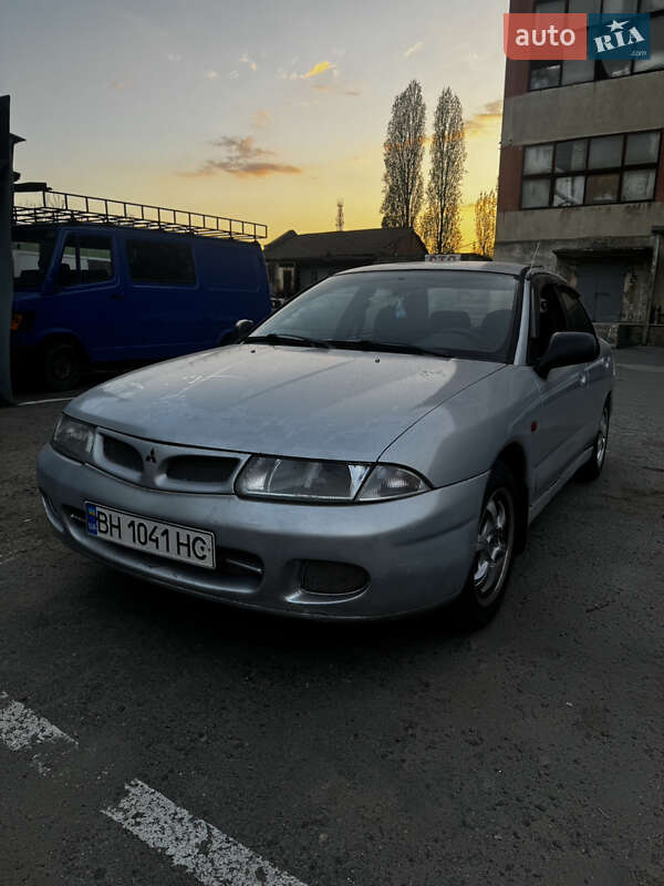 Mitsubishi Carisma (1996)